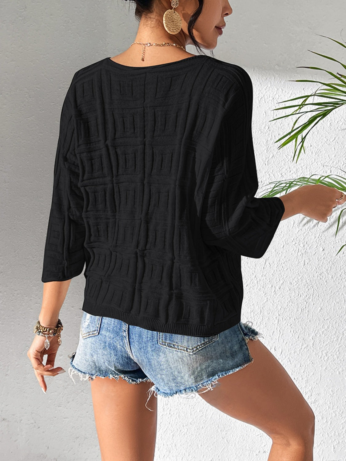 V Neck 3 4 sleeve top, black
